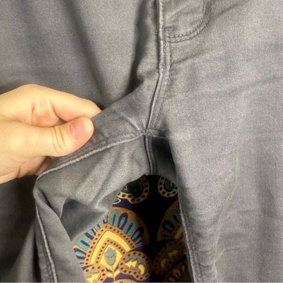 🦋5/20$🦋 Design Lab dark grey skinny jeans - Picture 6 of 13